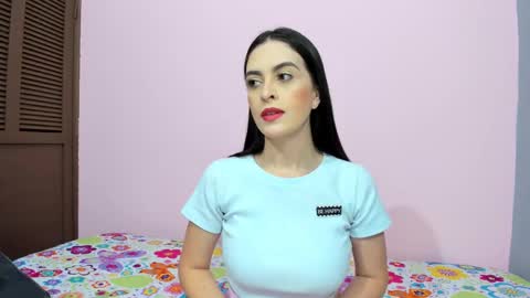 kaiah_1 online show from September 2025 08:35:01 PM