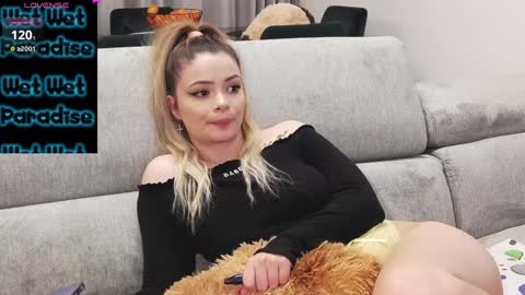 Snapshot of kailyn_moen01 chatting on January 2025 09:23:02 PM Kailyn online show from January 2025 09:23:02 PM