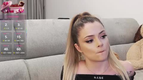 Snapshot of kailyn_moen01 chatting on February 2025 08:59:02 PM Kailyn online show from February 2025 08:59:02 PM