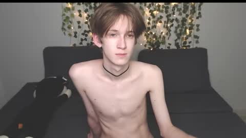 slutkai online show from September 2025 08:02:02 PM