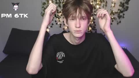 slutkai online show from October 2025 08:52:01 PM