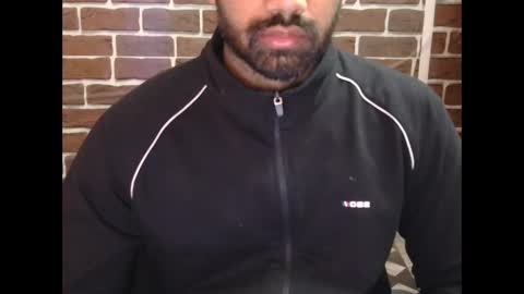 Vicky online show from December 2024 04:00:01 AM