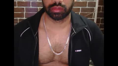Vicky online show from December 2024 05:17:01 AM