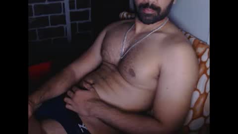 Vicky online show from December 2024 04:59:02 PM