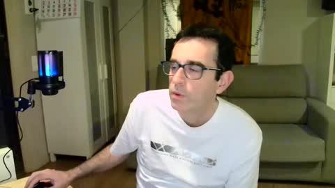 Snapshot of kalem48 chatting on December 2024 12:32:02 AM MusicMen49 online show from December 2024 12:32:02 AM