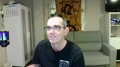 Snapshot of kalem48 chatting on January 2025 12:07:01 AM MusicMen49 online show from January 2025 12:07:01 AM