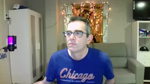 Snapshot of kalem48 chatting on February 2025 11:02:01 PM MusicMen49 online show from February 2025 11:02:01 PM