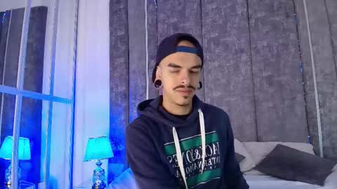 Snapshot of kaletattoos chatting on November 2025 10:58:01 AM Kale online show from November 2025 10:58:01 AM