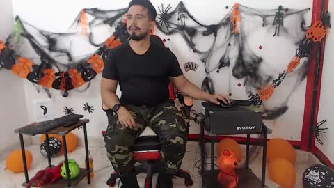 Snapshot of kalethbigdick88 chatting on November 2025 12:46:01 AM Kaleth online show from November 2025 12:46:01 AM