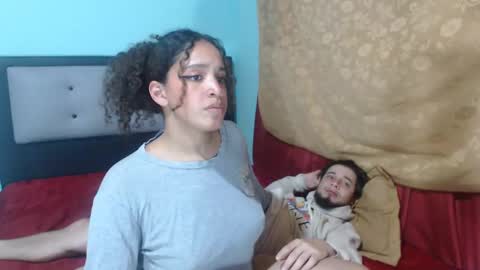 Snapshot of kalipso_n_jones chatting on February 2025 08:34:02 PM Kalipso and Jones online show from February 2025 08:34:02 PM