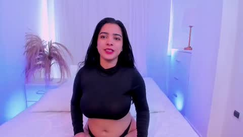 Kamila Betancourt online show from February 2025 04:42:02 PM