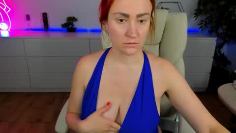 Snapshot of kamilahot25 chatting on October 2025 05:57:01 PM kamilahot25 online show from October 2025 05:57:01 PM