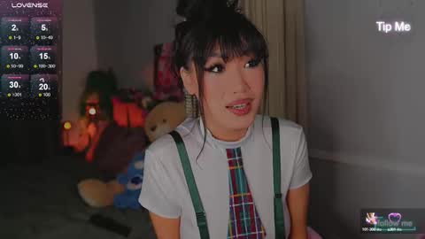 kamilee__xo online show from October 2025 06:39:01 PM