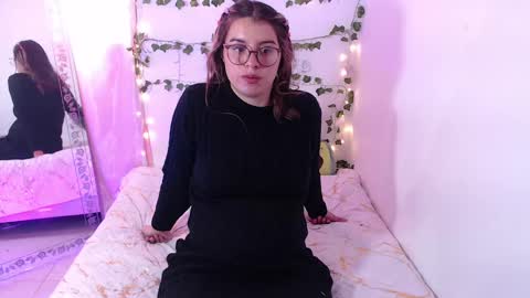 kamilew online show from October 2025 06:16:02 PM