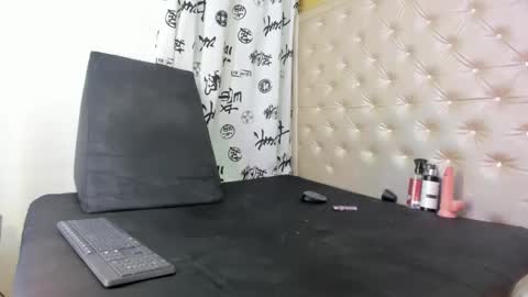 Snapshot of kamilo_gx chatting on October 2025 06:11:01 AM KAMI online show from October 2025 06:11:01 AM