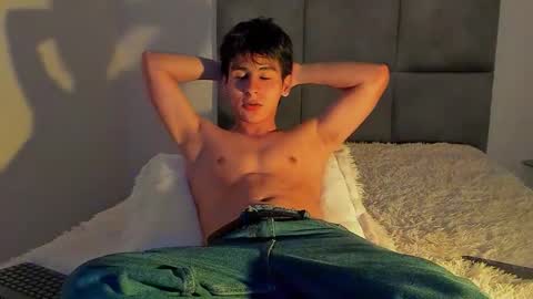 dowglas online show from September 2025 01:33:02 AM