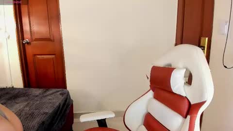 Cami online show from February 2025 12:22:02 PM