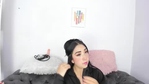 kaory_azumi online show from November 2025 06:18:02 PM