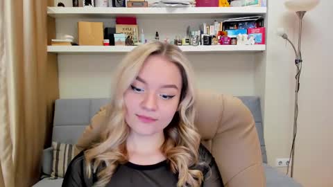 Snapshot of kara_smith_ chatting on March 2025 10:16:02 PM Kara. Off from 15th till 24th of December online show from March 2025 10:16:02 PM