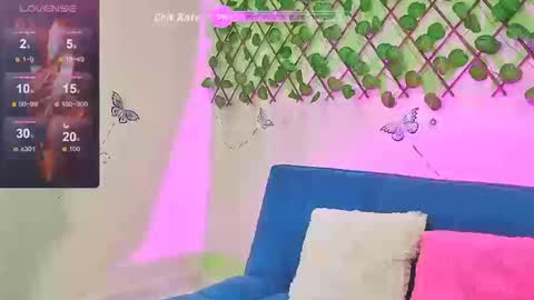 Karen  online show from September 2025 01:46:02 PM
