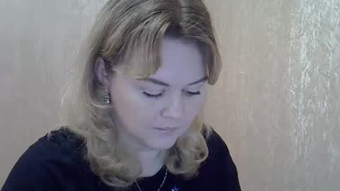 karennelsonx online show from December 2024 05:58:02 PM