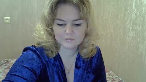 karennelsonx online show from December 2024 03:19:02 PM