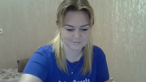 karennelsonx online show from December 2024 04:14:02 PM