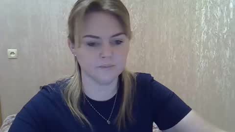 karennelsonx online show from December 2024 01:50:01 PM