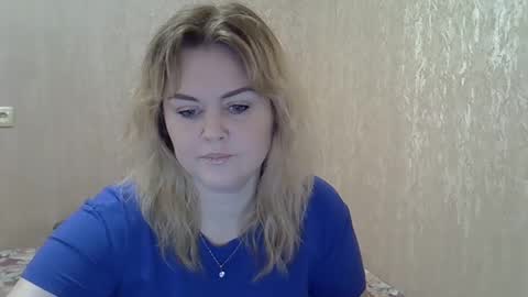 karennelsonx online show from December 2024 11:10:01 AM