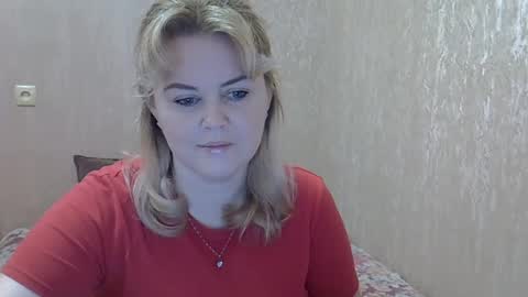 karennelsonx online show from January 2025 12:09:01 PM