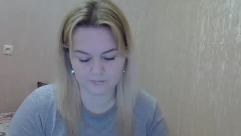 karennelsonx online show from February 2025 12:00:02 PM