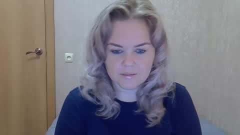 karennelsonx online show from September 2025 12:26:01 PM