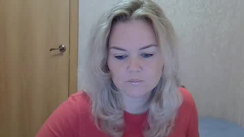 karennelsonx online show from September 2025 12:31:02 PM
