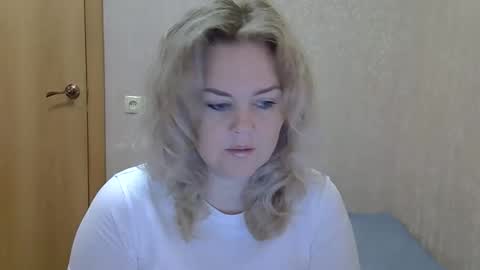 Snapshot of karennelsonx chatting on October 2025 01:12:02 PM karennelsonx online show from October 2025 01:12:02 PM