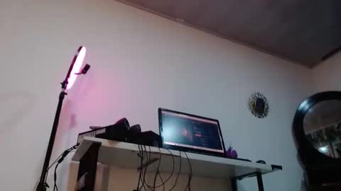 Snapshot of karima_sarabe chatting on October 2025 09:44:01 PM karima_sarabe online show from October 2025 09:44:01 PM