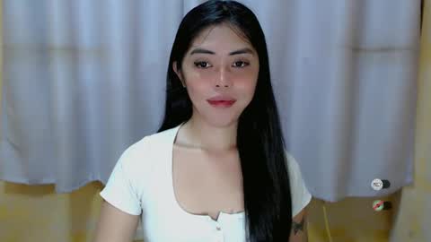 I AM BELLE online show from December 2024 06:44:02 PM