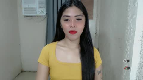 I AM BELLE online show from February 2025 02:48:02 AM