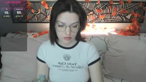 Snapshot of karina_kelly chatting on November 2025 02:33:02 AM karina online show from November 2025 02:33:02 AM