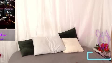 Snapshot of karina_taylor chatting on October 2025 05:40:01 AM karina Taylor online show from October 2025 05:40:01 AM