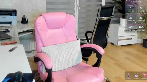 Snapshot of karinadeniss chatting on February 2025 10:06:02 PM Onlyfans cute valerri Real Nme Valerri online show from February 2025 10:06:02 PM