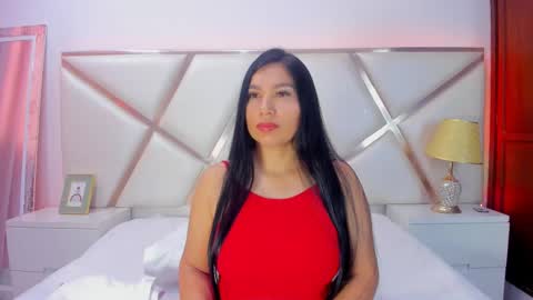 Karina Gomez online show from September 2025 02:06:02 PM