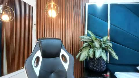 Snapshot of karinasanchezz chatting on October 2025 12:06:01 PM karinasanchezz online show from October 2025 12:06:01 PM