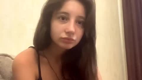 Emilia online show from September 2025 08:28:01 AM
