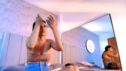 Snapshot of karla__ruiz chatting on October 2025 07:23:02 PM Karla online show from October 2025 07:23:02 PM