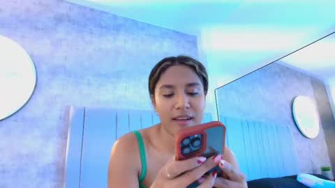 Snapshot of karla__ruiz chatting on November 2025 07:24:01 PM Karla online show from November 2025 07:24:01 PM