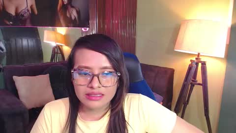 Snapshot of karla_al1 chatting on October 2025 06:52:02 PM KARLA online show from October 2025 06:52:02 PM