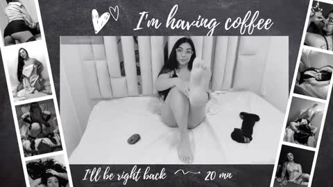 Karla  online show from October 2025 11:14:02 AM