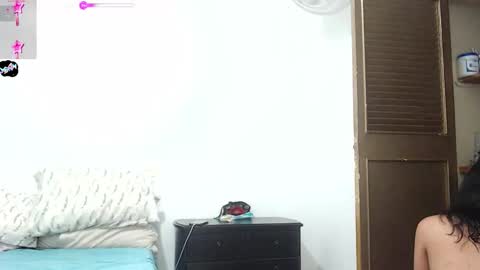 Snapshot of karla_kitten_ chatting on November 2025 11:14:02 PM Miss Karla online show from November 2025 11:14:02 PM