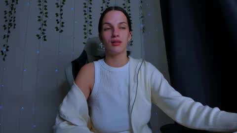 karla_lim online show from October 2025 02:52:02 PM