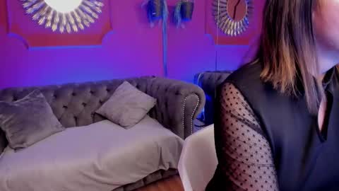 Snapshot of karlaa_evanss chatting on December 2025 03:56:02 AM carla online show from December 2025 03:56:02 AM